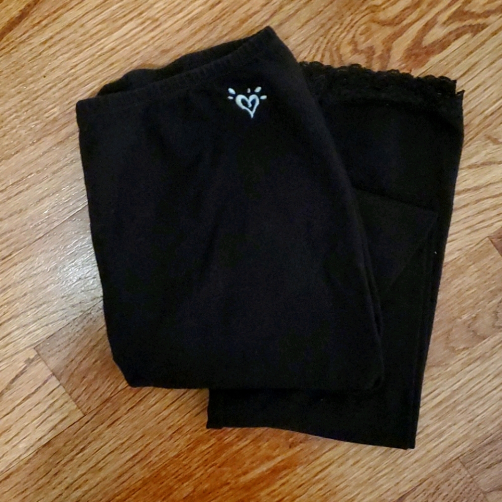 Justice leggings / cotton capri with lace cuffs